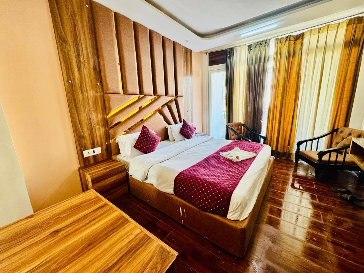 Royal Majestic View Point Lodge 马拉里 外观 照片